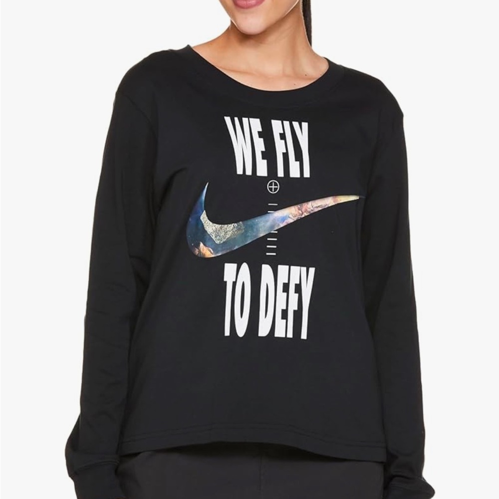 NWOT Nike Women’s Small Black Long Sleeve